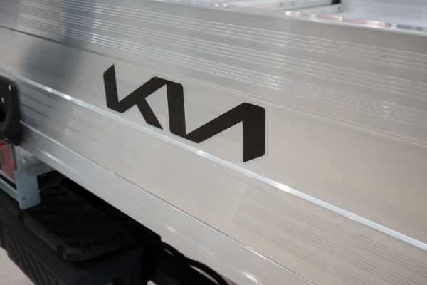 2026 Kia Tasman TK S Cab Chassis Image 21