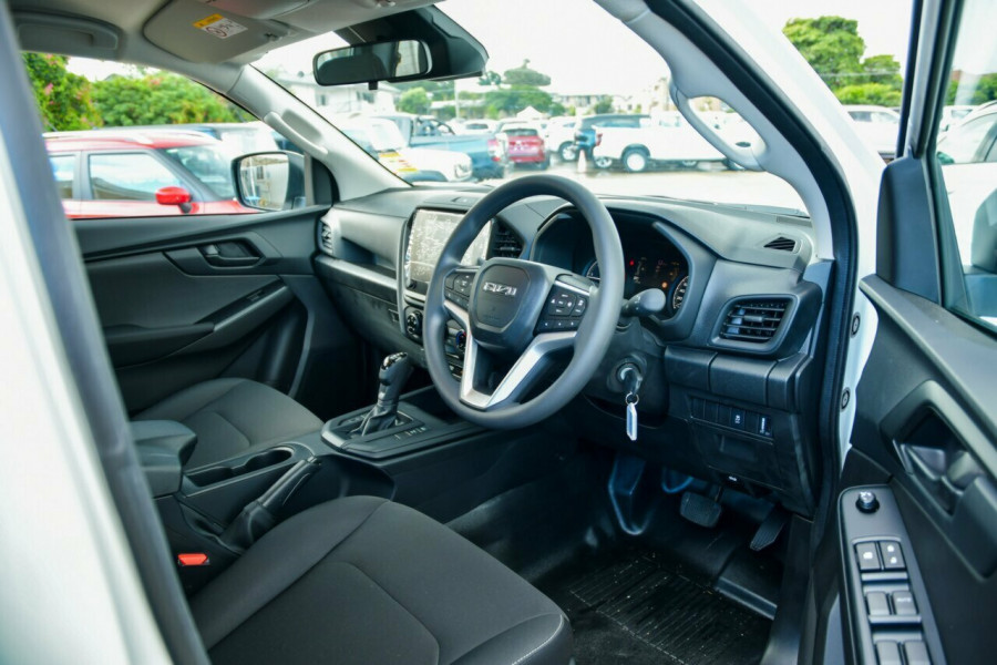 2026 MY25.5 Isuzu D-MAX RG SX Cab Chassis Image 14