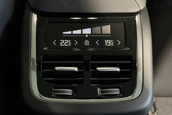 2026 Volvo XC60 UZ Plus B5 Bright SUV Image 9