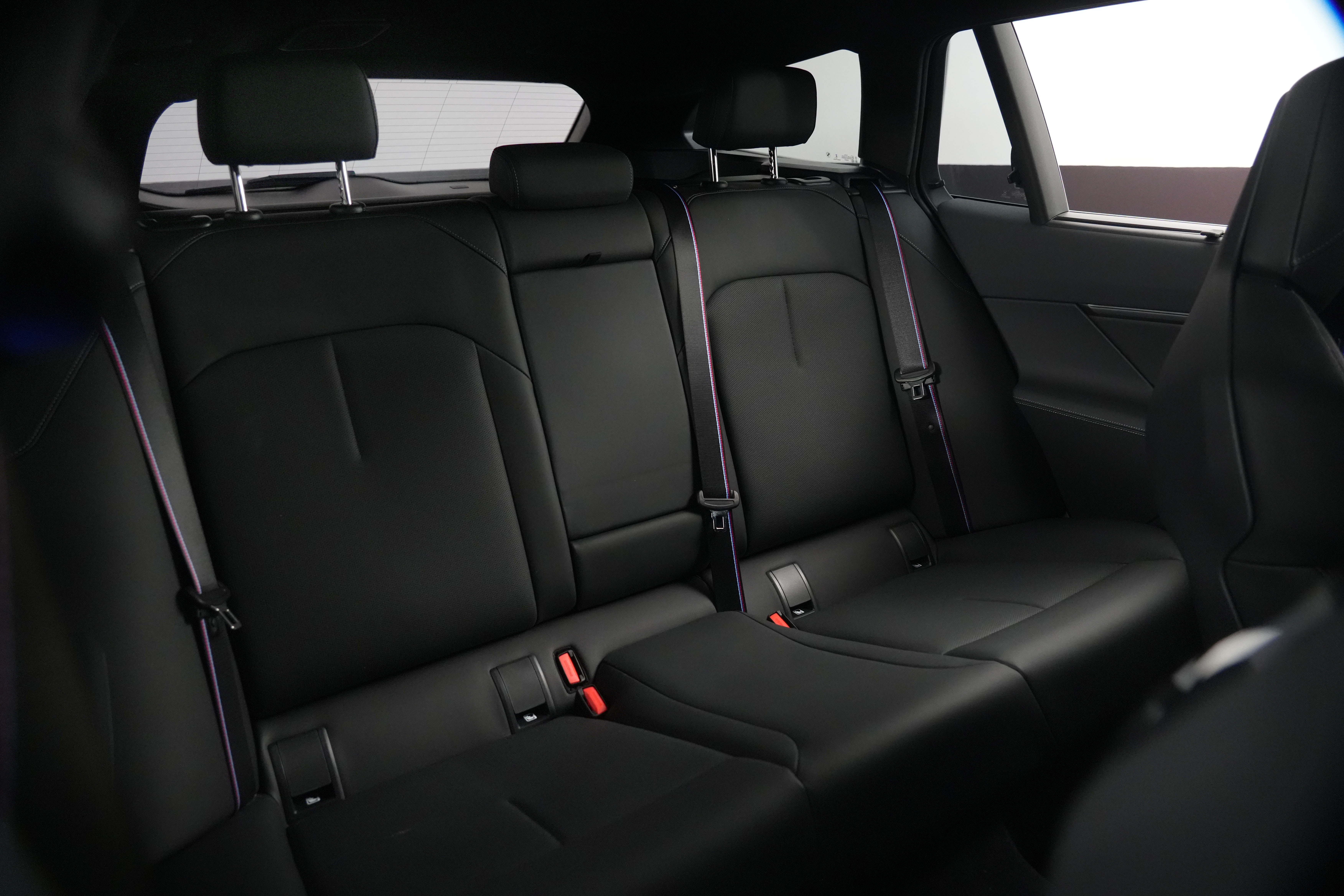 2025 BMW M5 Touring SUV Image 40
