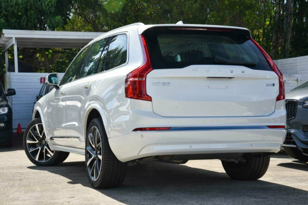 2024 MY25 Volvo XC90 L Series Ultra B5 Bright SUV Image 4