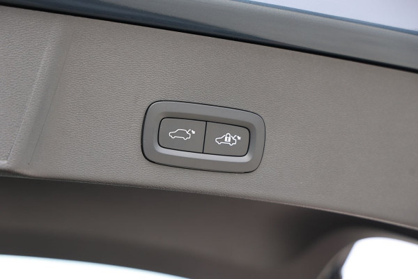 2026 Volvo XC40 XZ Plus B4 SUV Image 33