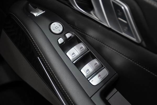 2019 BMW X7 Xdrive30d SUV image 15