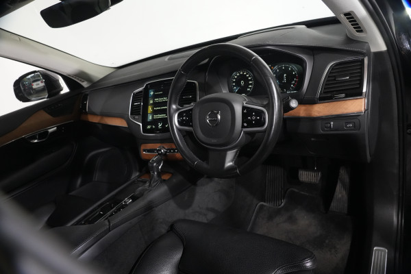 2021 Volvo XC90 L Series T6 Inscription SUV image 11