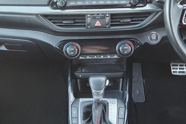 2020 MY1  Kia Cerato BD GT Hatch Image 14