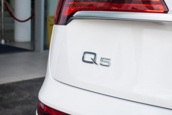 2021 Audi Q5 FY 45 TFSI SUV Image 25