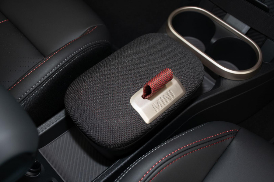 2026 MINI Cooper F66 JCW Favoured Hatch