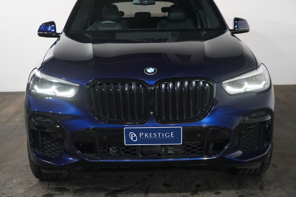 2022 BMW X5 Xdrive40i M Sport SUV Image 3