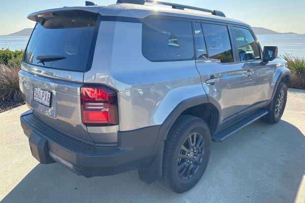 2026 Toyota LandCruiser Prado GDJ251R GXL SUV Image 3