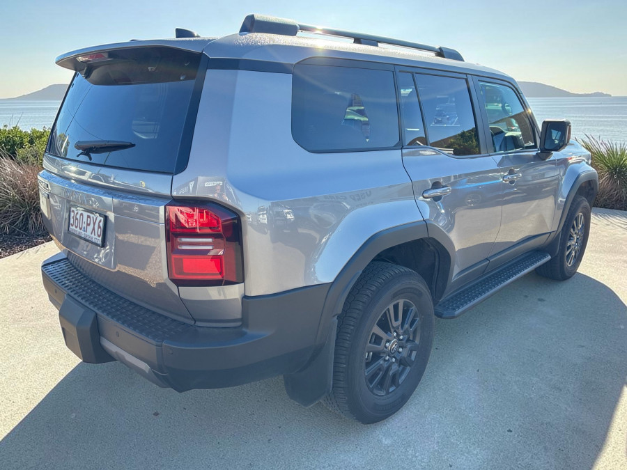 2026 Toyota LandCruiser Prado GDJ251R GXL SUV Image 3