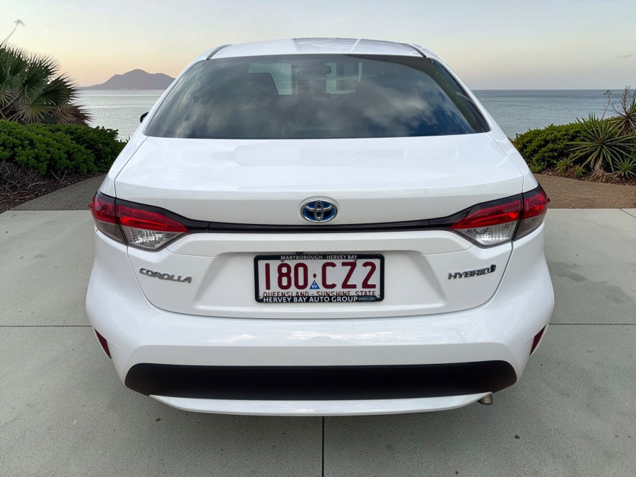 2021 Toyota Corolla ZWE211R SX Hybrid Sedan Image 4