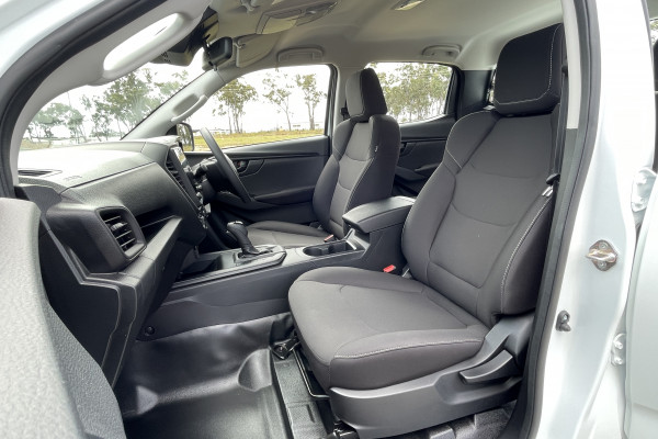2025 MY25.5 Isuzu D-MAX RG SX High Ride Ute Image 19