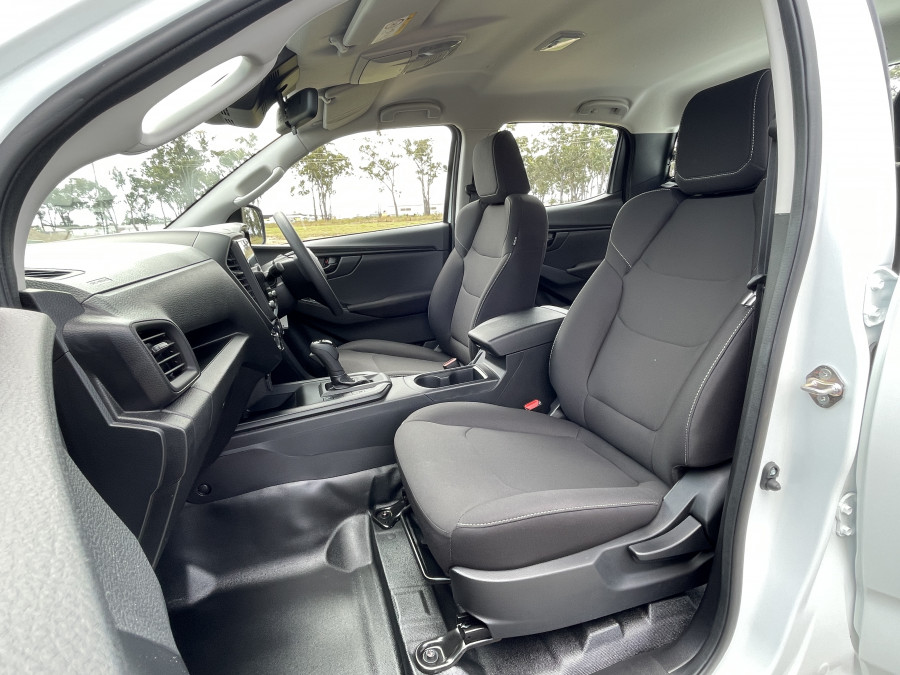 2025 MY25.5 Isuzu D-MAX RG SX High Ride Ute Image 19