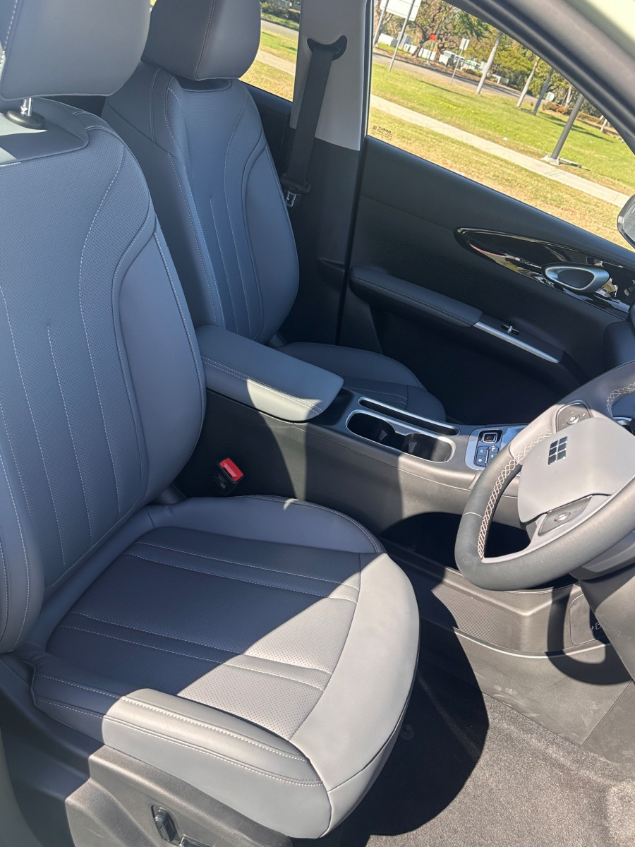 2026 Geely EX2 E22H Inspire Hatch Image 11
