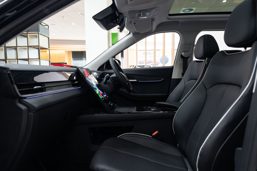 2026 Jaecoo J5  EV Summit SUV