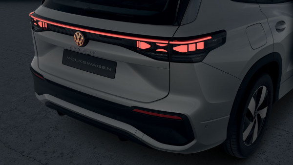 2025 Volkswagen Tayron R4 110TSI Life SUV image 5