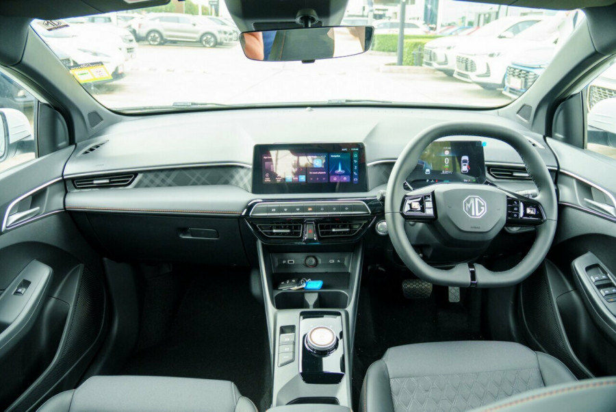 2024 MY24.5 MG MG3 ZP22 Essence Hybrid+ Hatch Image 17