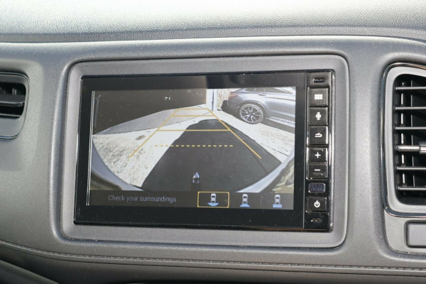 2020 MY21 Honda HR-V  VTi SUV Image 15
