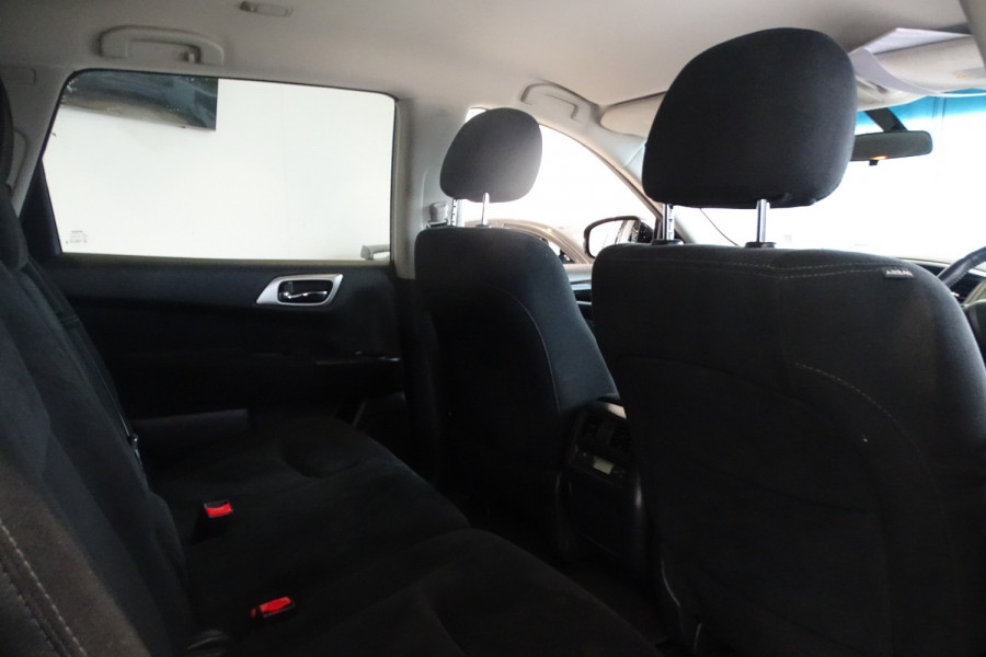 2016 MY15 Nissan Pathfinder R52 ST SUV Image 14