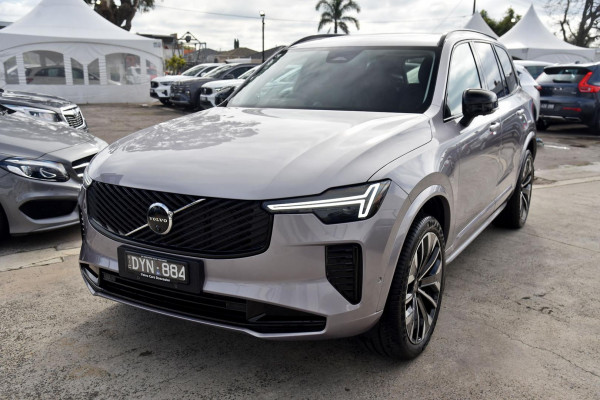 2025 MY26 Volvo XC90 L Series Ultra B5 Dark SUV Image 24