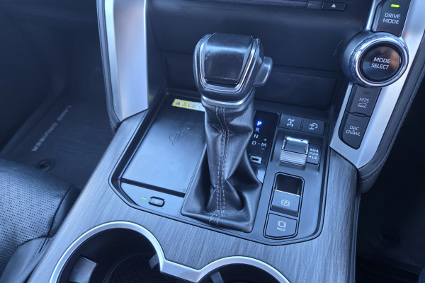 2022 Toyota LandCruiser FJA300R GR Sport SUV Image 24
