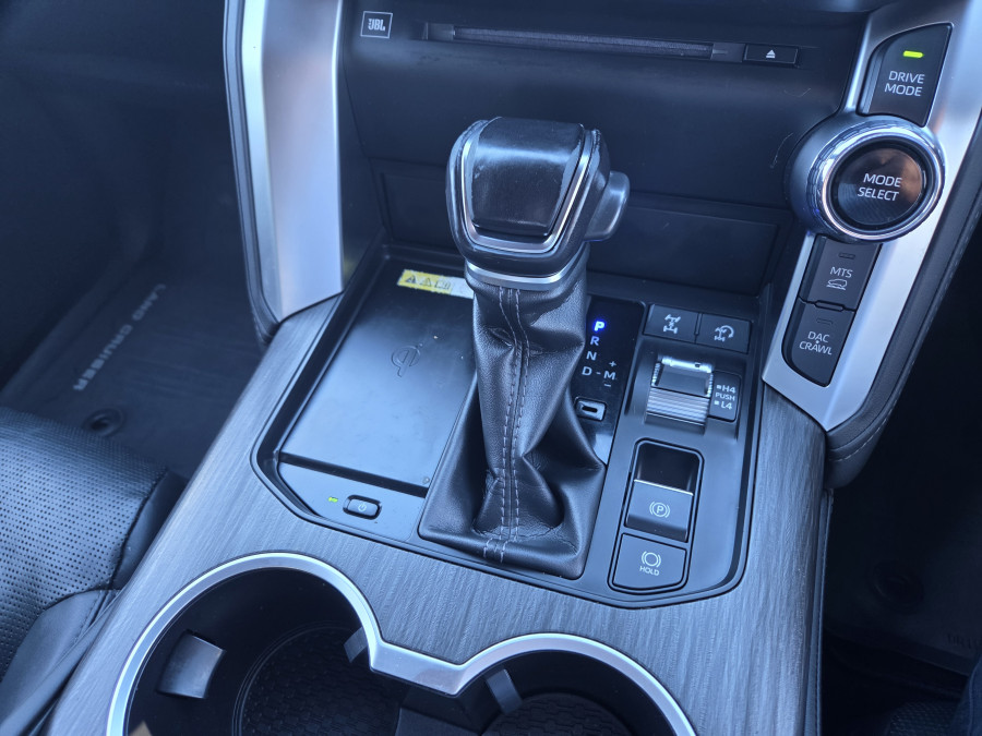 2022 Toyota LandCruiser FJA300R GR Sport SUV Image 24