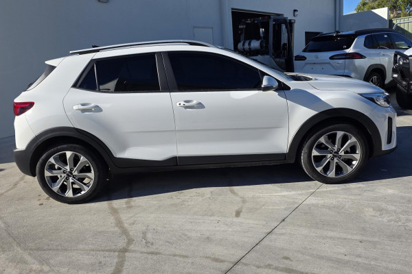 2020 Toyota C-HR NGX Koba SUV Image 12