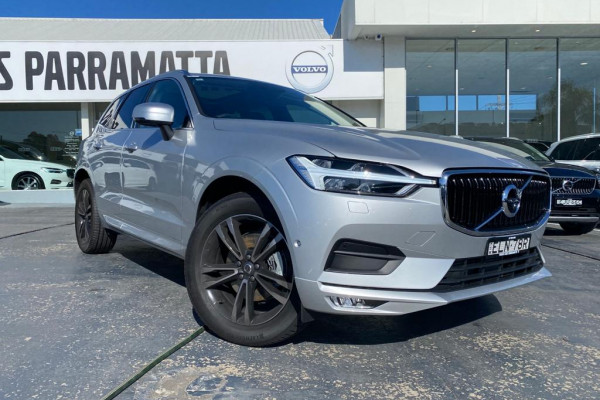 Volvo XC60 T5 Momentum UZ