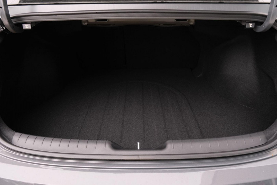 2026 Hyundai i30 CN7.V4 Hybrid Sedan Image 10