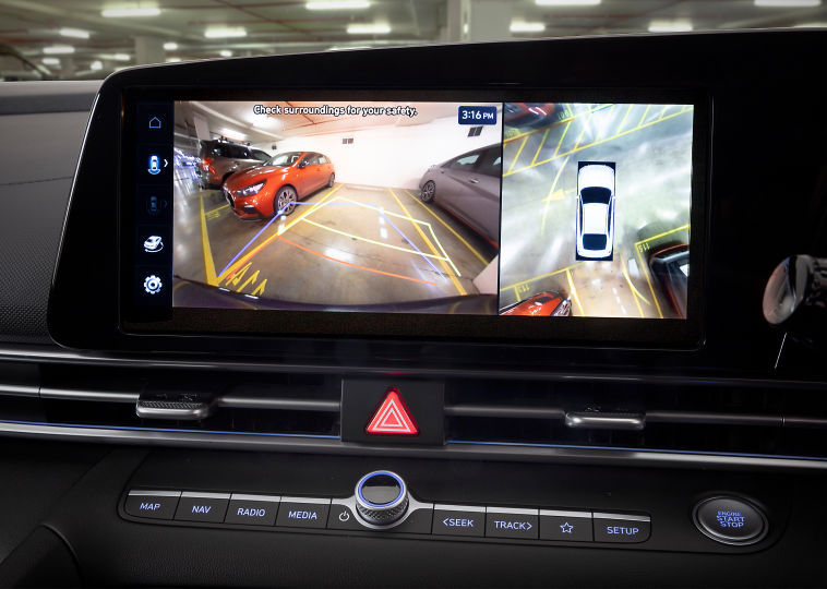 Cutting-edge Hyundai SmartSenseTM[P1] technology. Image