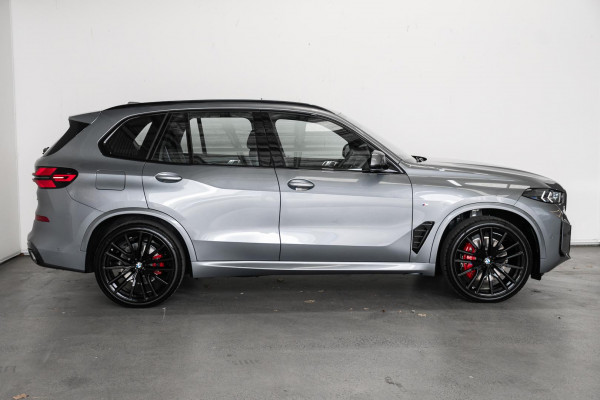 2026 BMW X5 G05 LCI xDrive30d M Sport SUV image 3