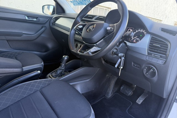 2021 Skoda Fabia NJ Run-Out Edition Hatch Image 9