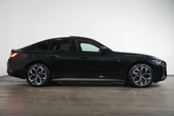 2023 BMW i4 eDrive40 M Sport Coupe Image 4