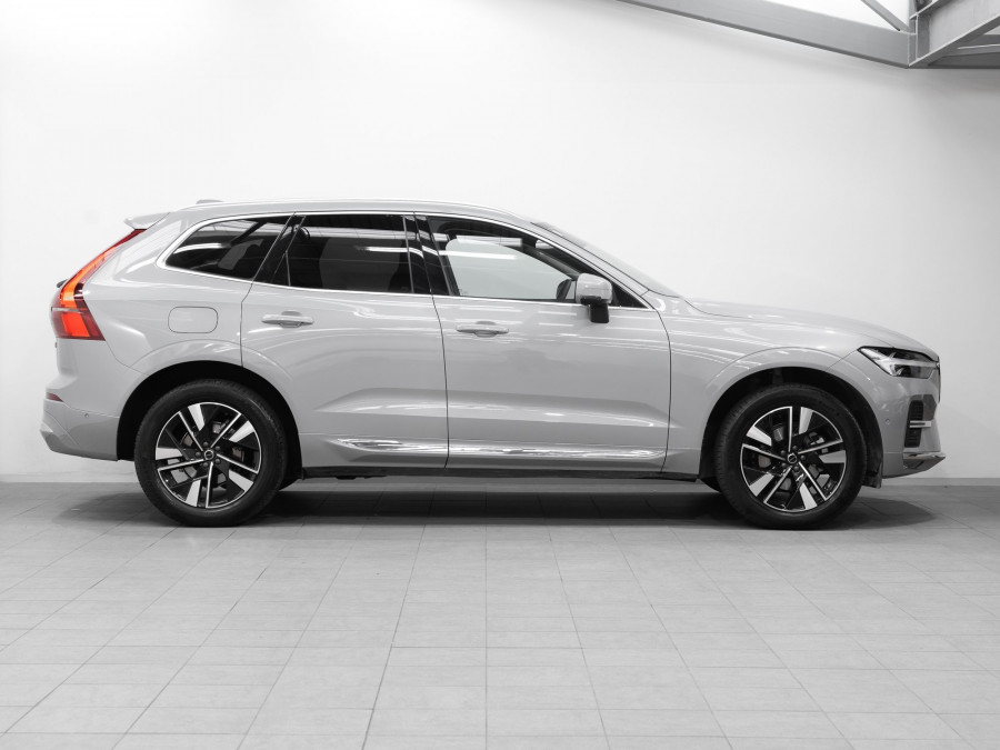 2026 Volvo XC60 UZ B5 Plus 2L Mild Hybrid AWD SUV Image 3