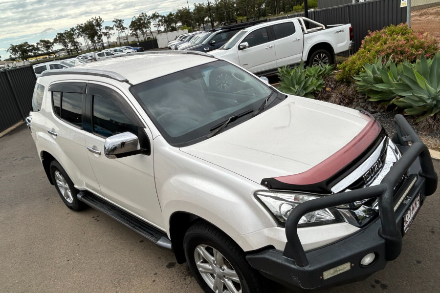 2016 MY15 Isuzu MU-X LS-T SUV Image 9