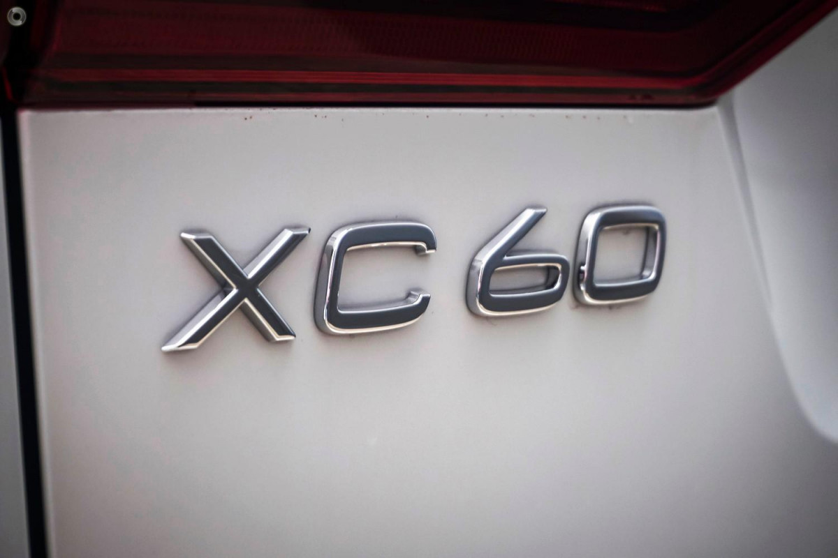 2025 MY26 Volvo XC60 UZ Ultra T8 Plug-in Hybrid Dark SUV
