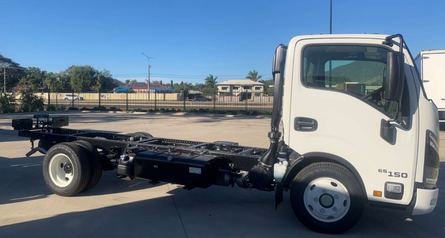 2026 Isuzu NKR 65/45-150 DT D34 Cab Chassis Image 6