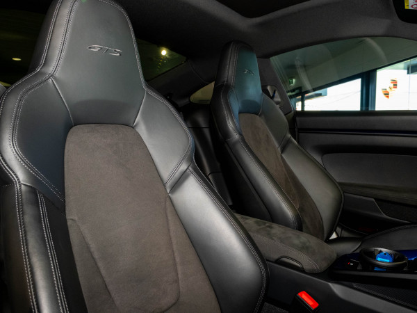 2022 Porsche 911 992 Carrera GTS Coupe image 16