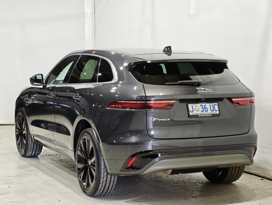 2021 MY21.25 Jaguar F-PACE X761 R-Dynamic SE SUV Image 2