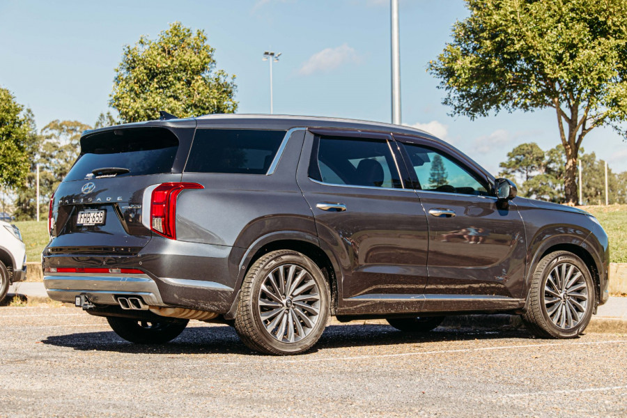 2022 Hyundai Palisade LX2.V2 Highlander SUV Image 15