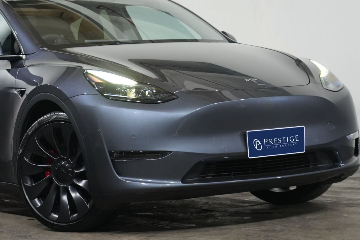 2023 Tesla Model Y  Performance SUV