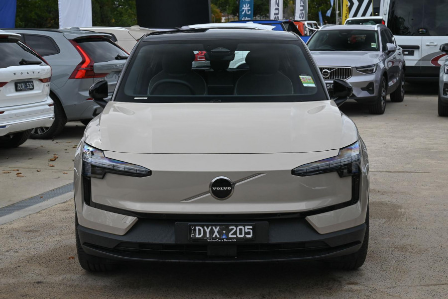 2026 Volvo EX30  Single Motor Extended Range Plus SUV Image 2