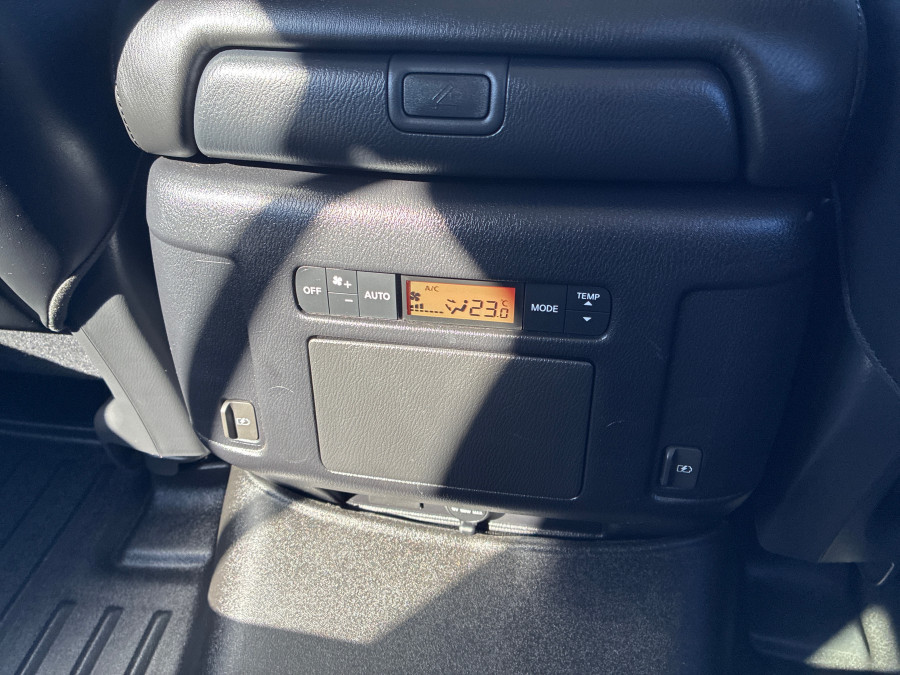 2022 Nissan Patrol Y62 Ti SUV Image 15