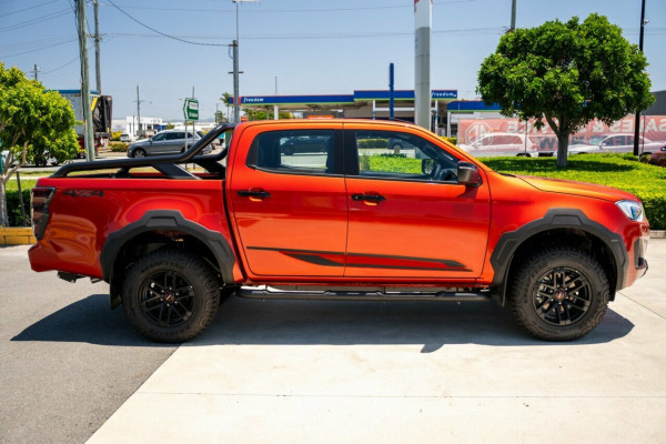 2025 MY25.5 Isuzu D-MAX RG BLADE Ute Image 3