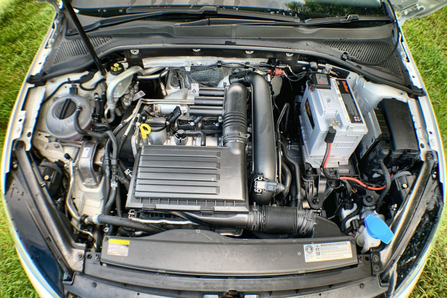 2016 MY17 Volkswagen Golf 7 92TSI Hatch