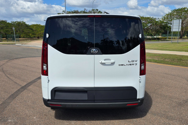 2026 LDV Deliver 7   Van Image 9