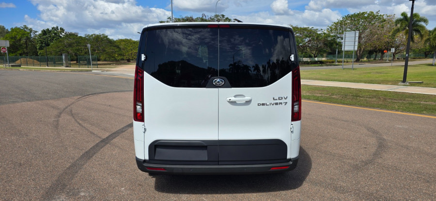 2026 LDV Deliver 7   Van Image 9