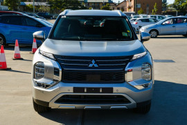 2024 Mitsubishi Outlander ZM LS SUV