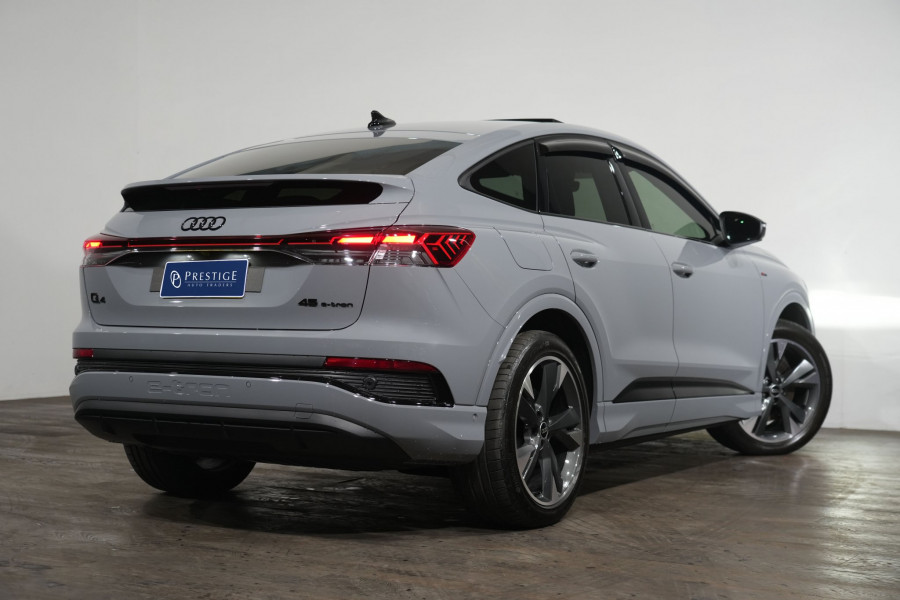 2025 Audi Q4 e-tron F4 45 SUV Image 7