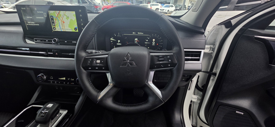 2025 Mitsubishi Outlander ZM LS SUV Image 22